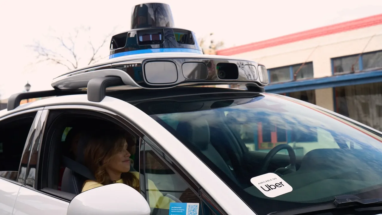 Uber Otonom Sürüş için Sürücülerden Veri Toplayacak