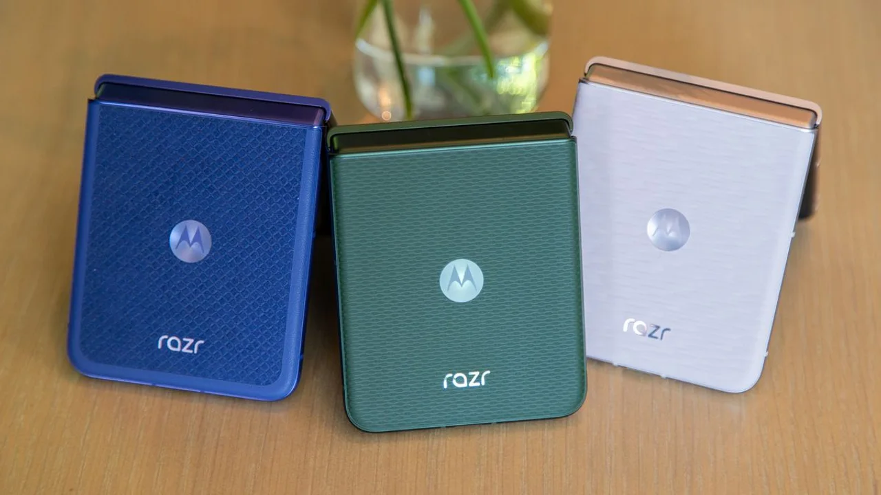 Motorola Razr 2026 Güncelleme Politikasıyla Eleştiriliyor